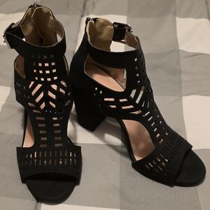Black Heeled Cutout Sandals With Zipper